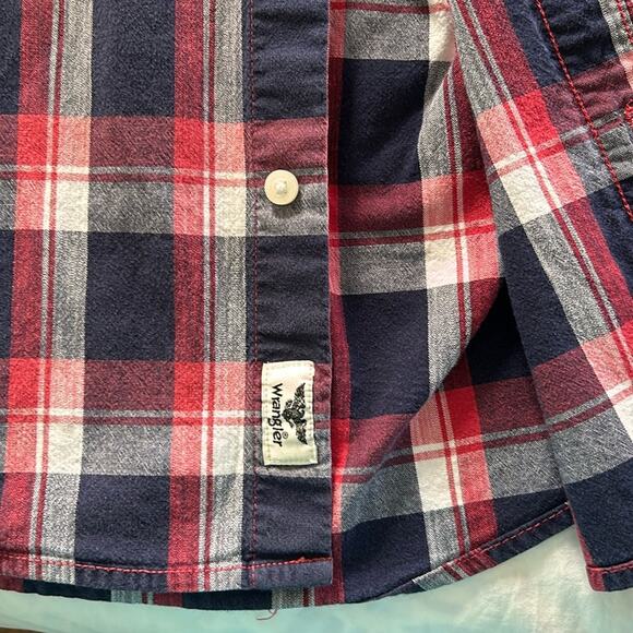 Wrangler men’s size L button down, long sleeve shirt, 2 pockets, - Picture 5 of 11